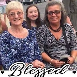 Meet your Posher, Tina